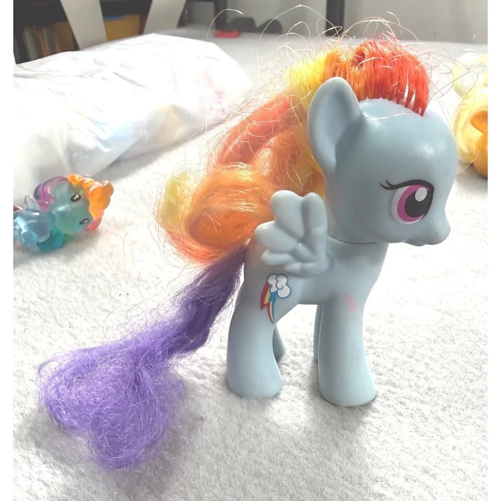 My Little Pony G4 Lot of 5 Hasbro Applejack Lyra Rainbow Dash Pinkie Fluttershy